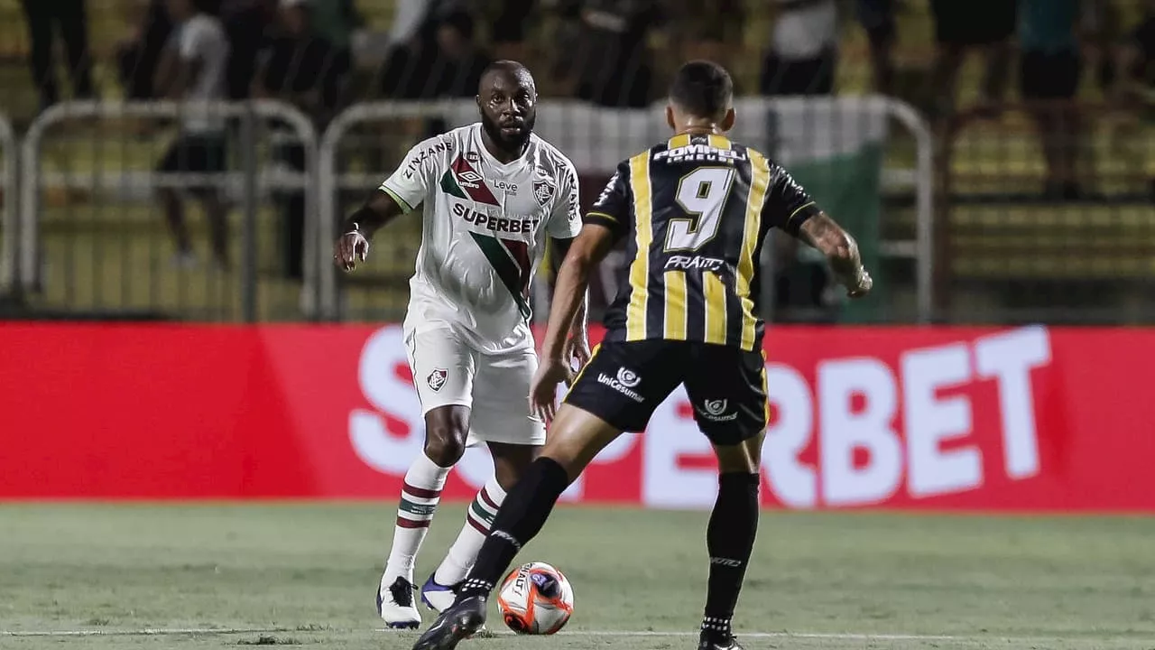 Volta Redonda vence Fluminense com golaço de bicicleta