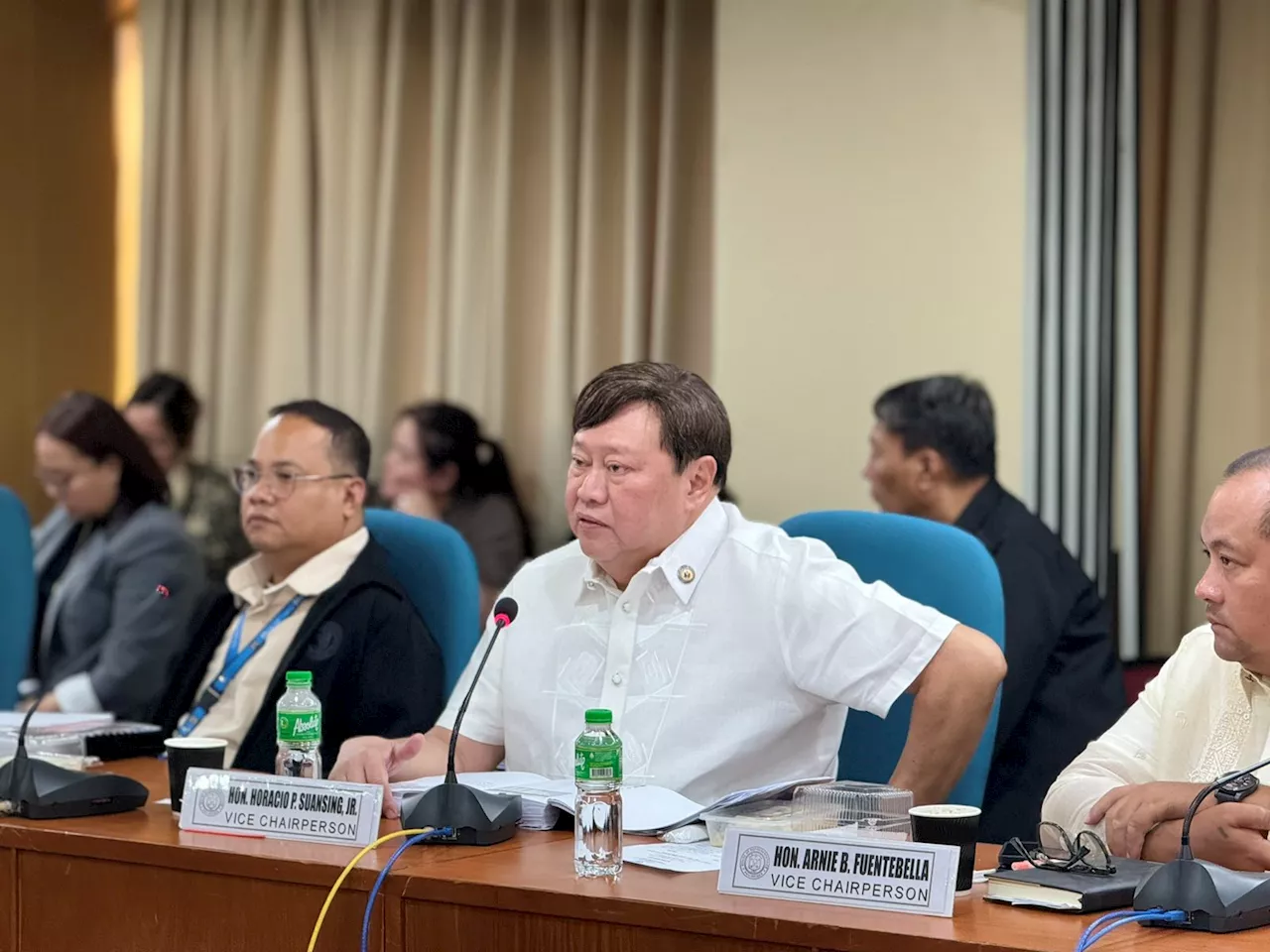 PH Lawmakers Probe Rice Import Discrepancies Involving Davao Businessman