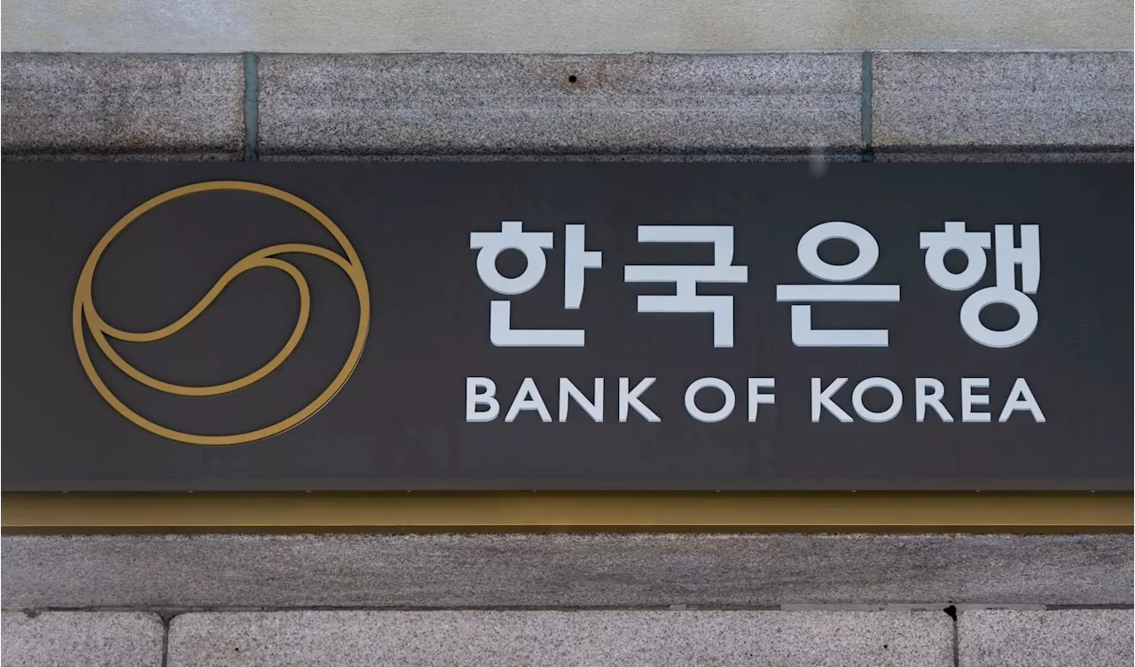 Bank of Korea Surprises with Rate Hold Amidst Economic Uncertainty