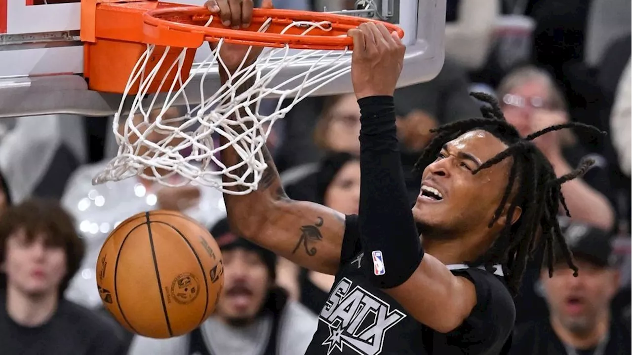 Stephon Castle Shines in Spurs Loss, Sparks Starting Lineup Debate