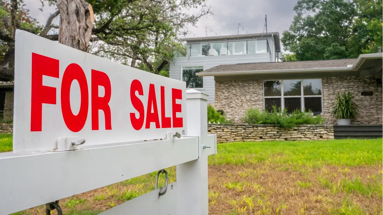 Mortgage Rates Reach 7% for the First Time Since May 2024: Impact on the Housing Market