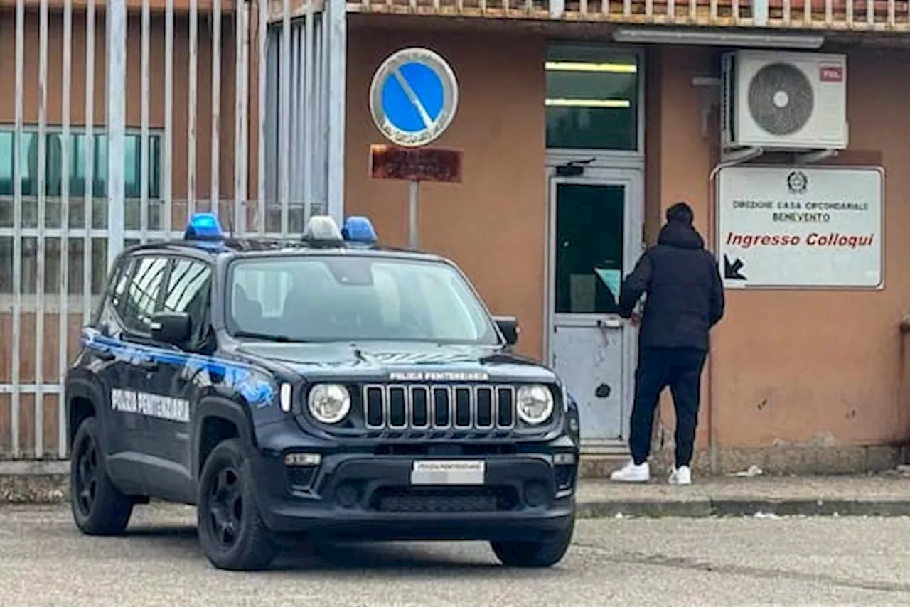 Prof arrestata a Castellammare per abusi su minori: 'Ho la coscienza pulita'