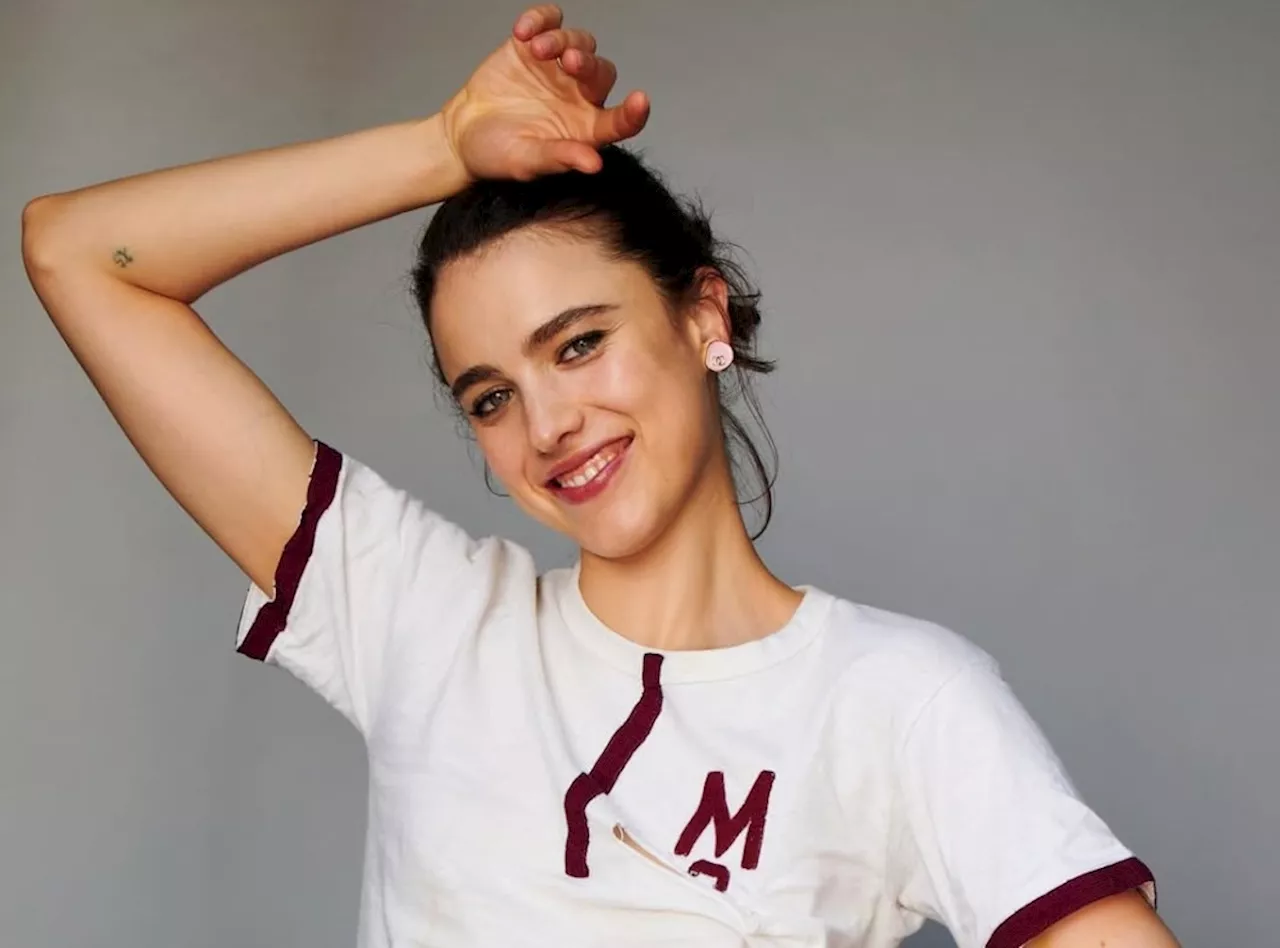 Margaret Qualley Alami Jerawat dan Luka Akibat Prostetik di Film