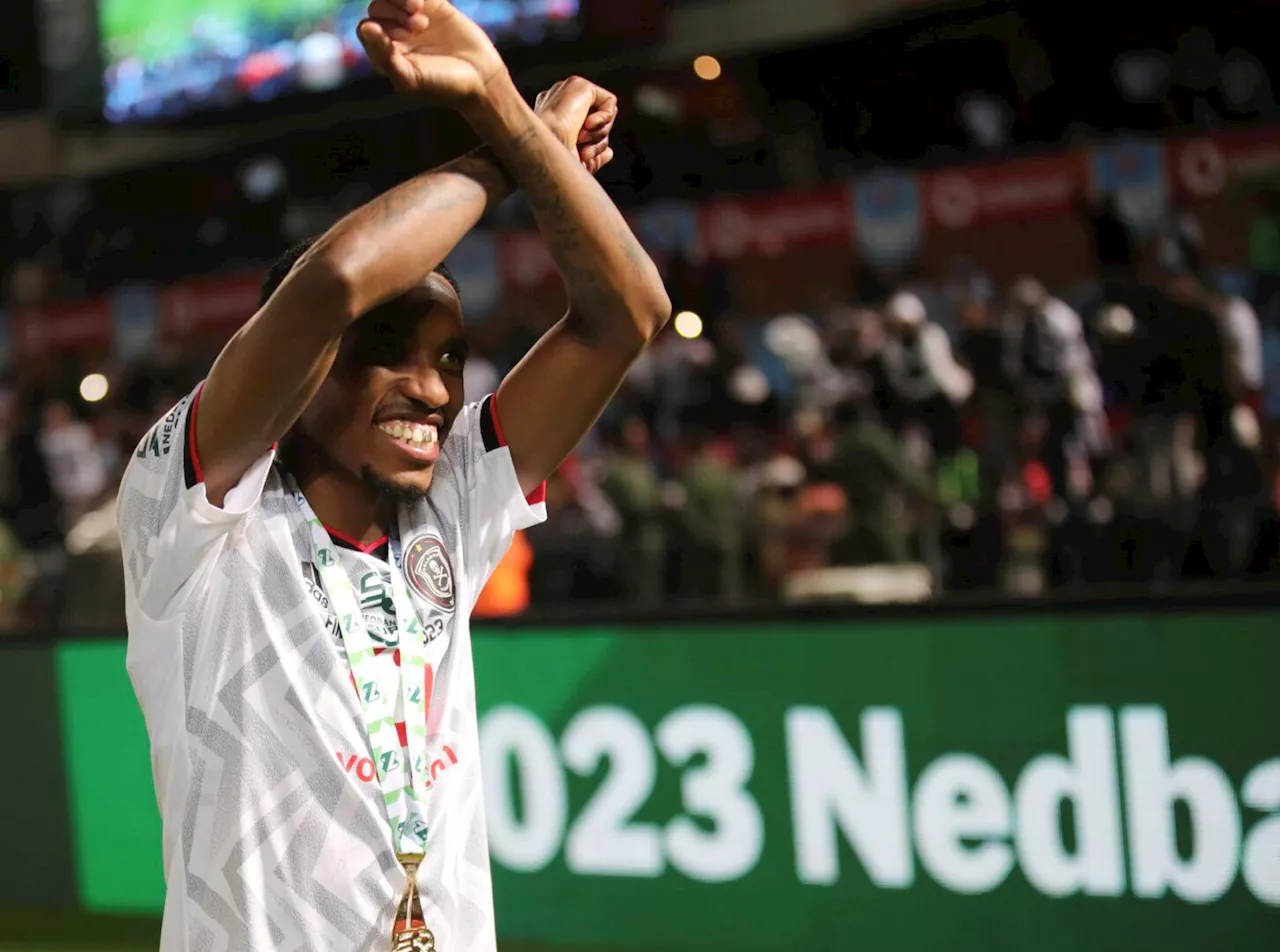 Orlando Pirates' Saleng Mysteriously Absent, Striker Mbuthuma Eyed and Kimvuidi Faces Loan Move