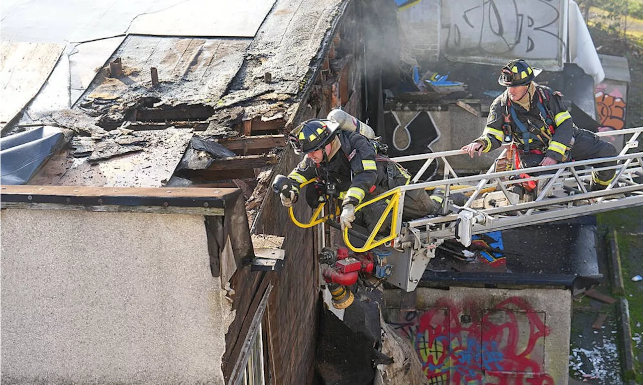 Fire at Turner Building in Victoria