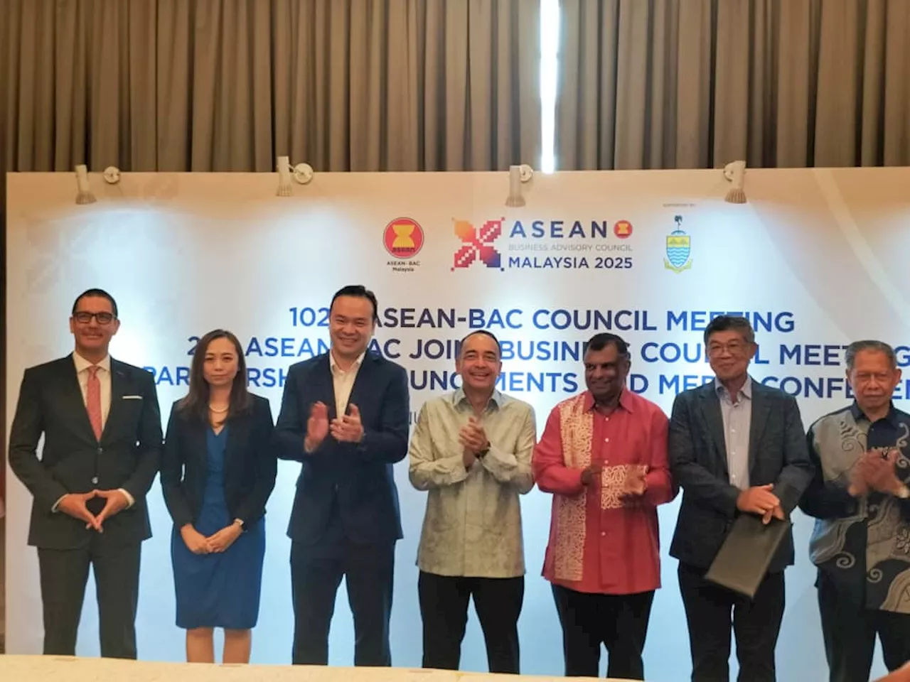 Malaysia Unveils 12 New Initiatives as ASEAN Chair in 2025