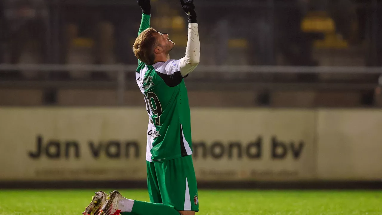 Feyenoord wint gemakkelijk van Rijnsburgse Boys en plaatst zich in de kwartfinales