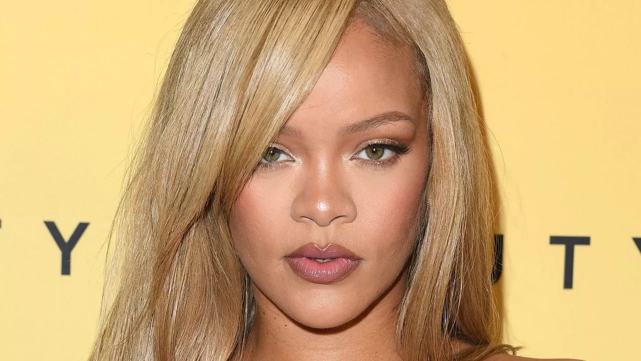 Que vaut la gamme Fenty Hair lancée par Rihanna ?