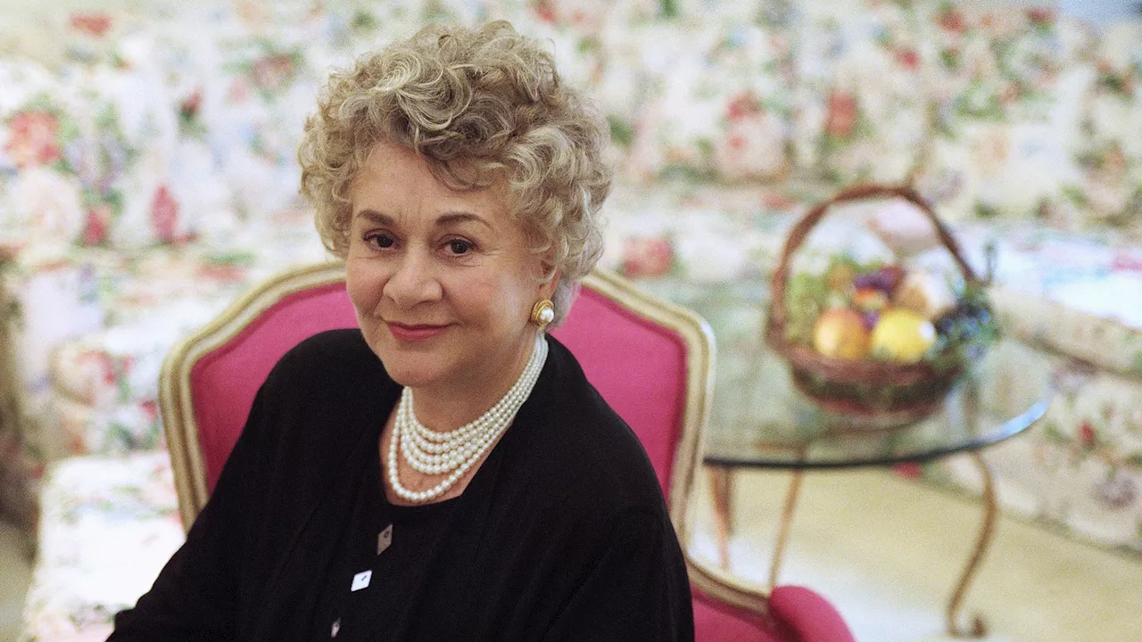 Tony Award-winning British actor Joan Plowright, widow of Laurence Olivier, dies at 95