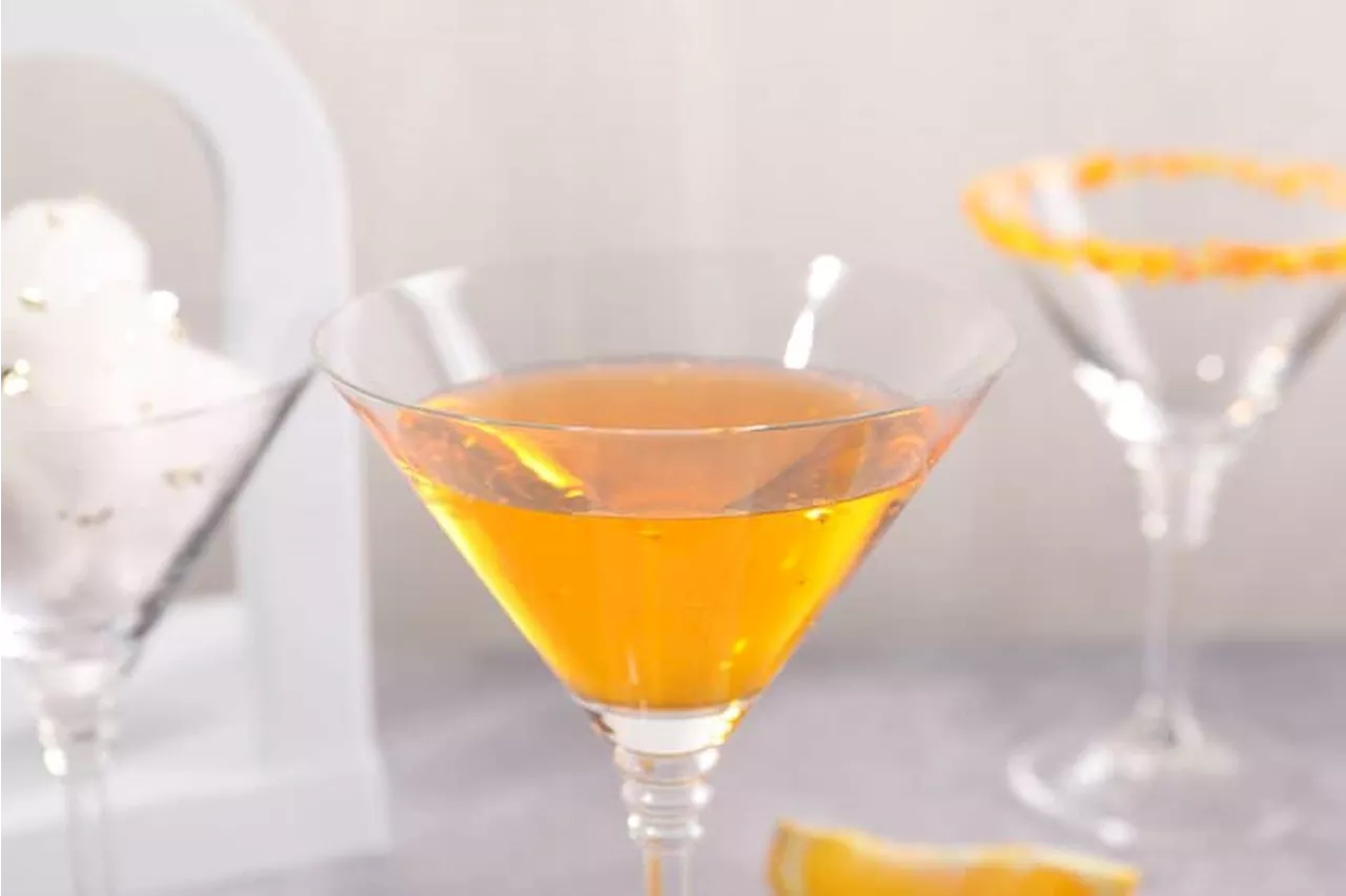 The Classic Sidecar Cocktail: History, Recipe, and Pairings