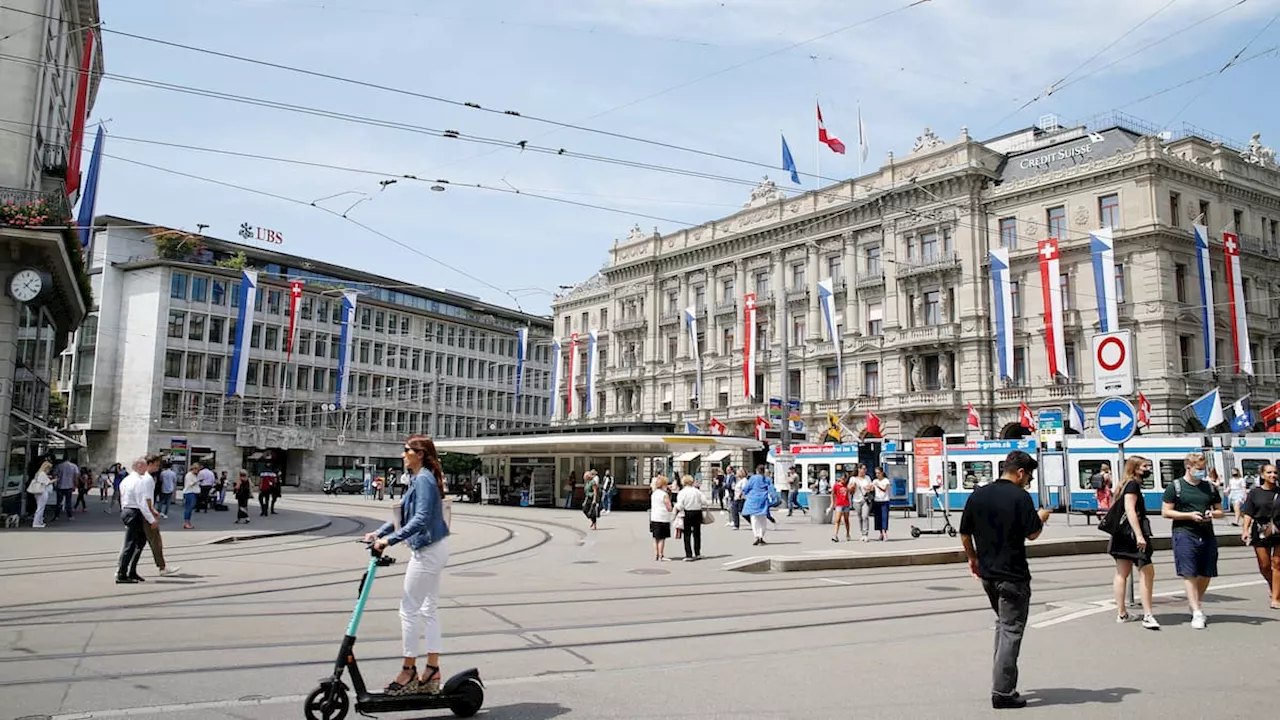 UBS ersetzt Credit-Suisse-Logos am Paradeplatz