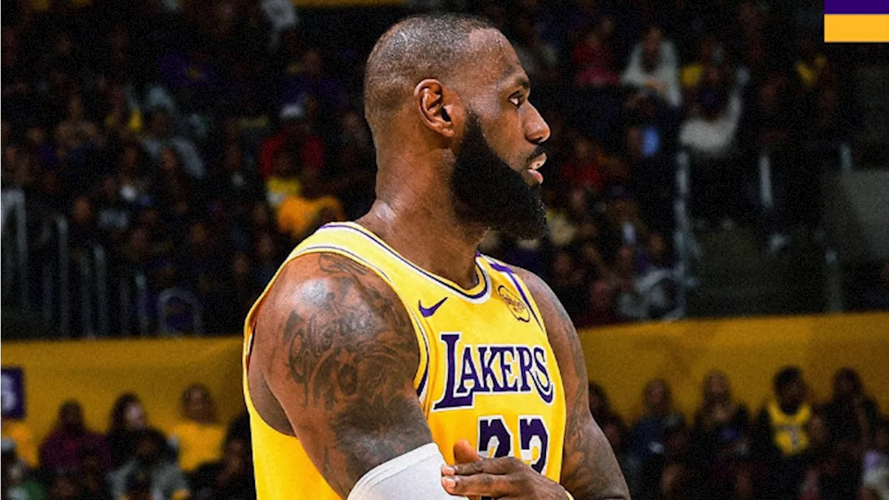 LeBron James quase trocou a NBA pelo futebol americano