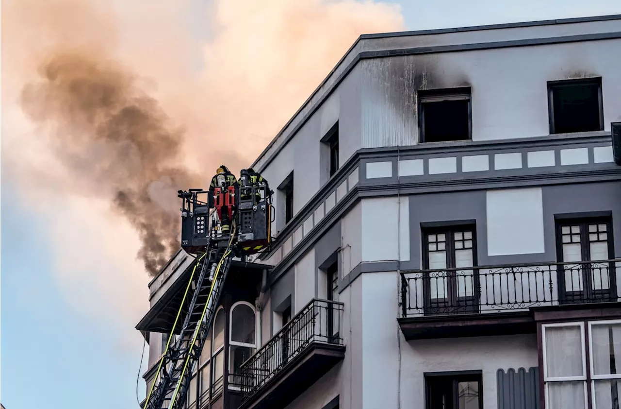 Trágico Incêndio em Edifício em Santander