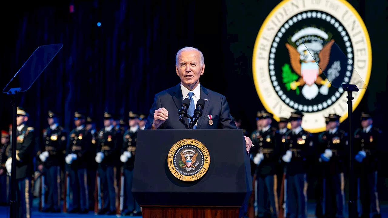 Biden Gives Farewell Address to Troops, Praises 'Strength' and 'Integrity'