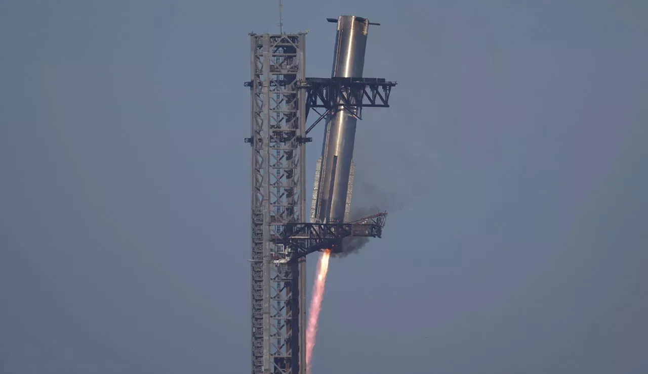 SpaceX's Starship Booster Explodes During Test Flight, Debris Falls From Sky