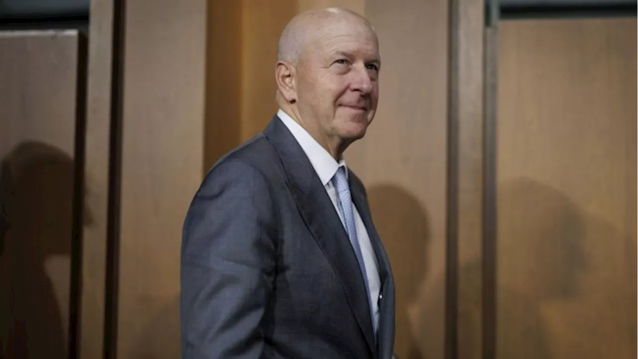 Goldman Sachs hands chief David Solomon $80mn retention award