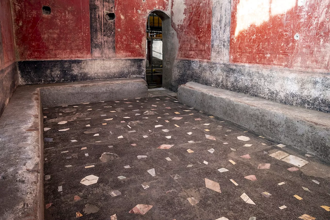 Lavish Private Bathhouse Unearthed in Pompeii Reveals Ancient Roman Extravagance