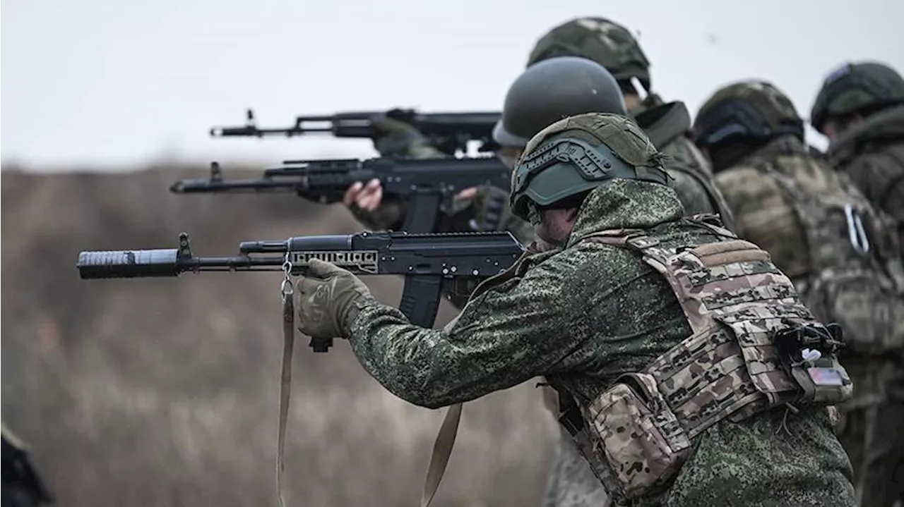 Российские десантники взяли в плен боевиков ВСУ при освобождении населенных пунктов в Курской области