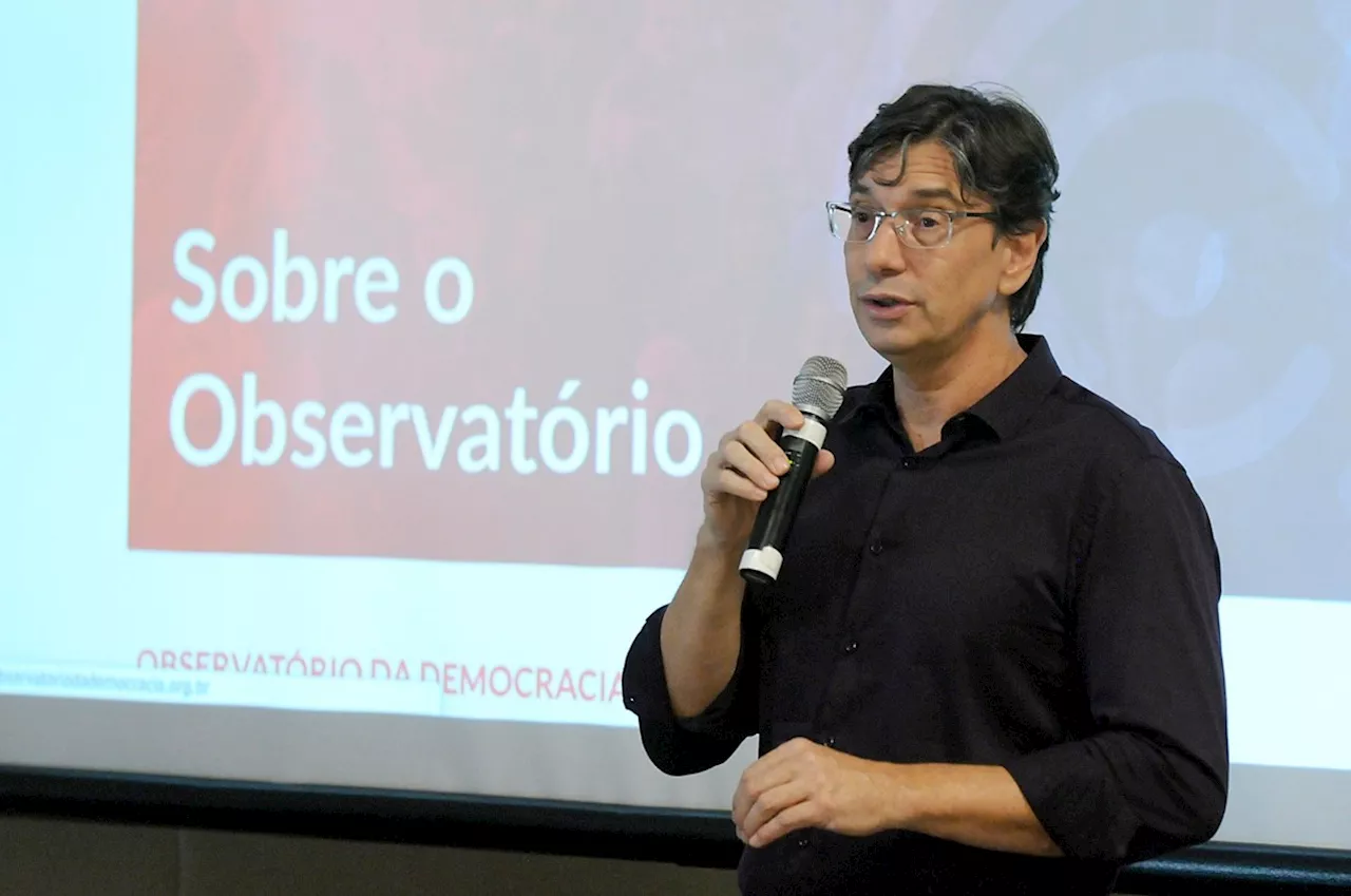 Ex-presidente do IBGE, Pochmann, assume função de professor em curso do PT