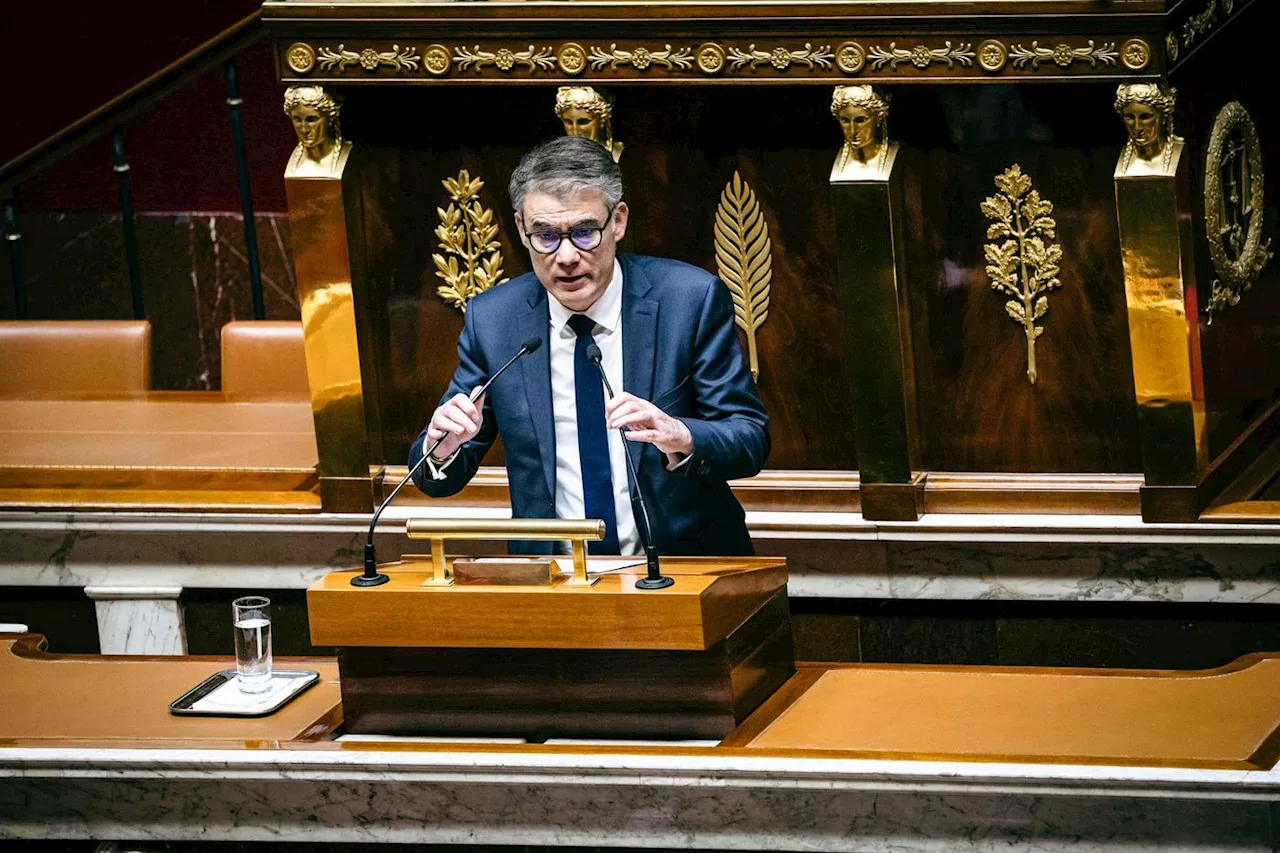 Le PS refuse de voter la motion de censure, un divorce acté avec la gauche radicale