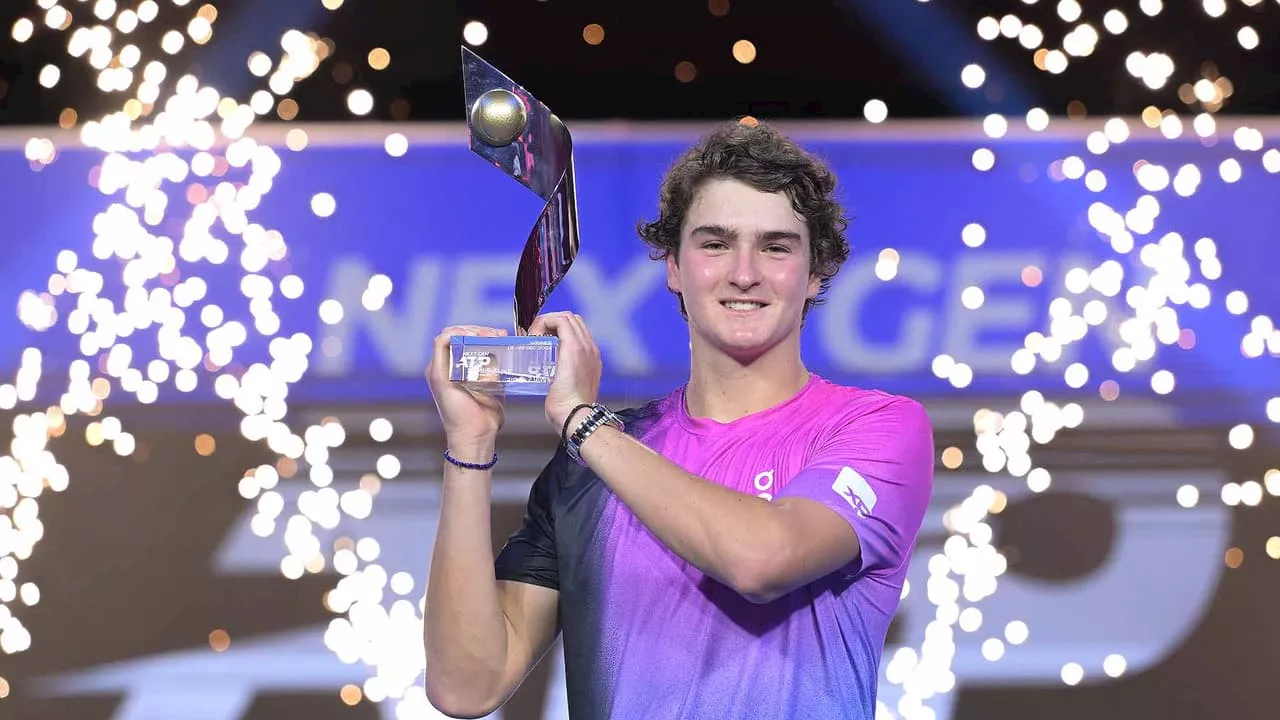 João Fonseca, campeão do Next Gen ATP Finals, confirma presença no Rio Open 2025