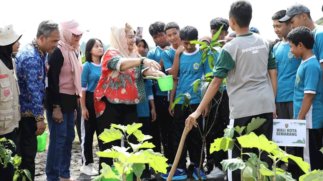 Pemkot Semarang Berdayakan Siswa SMP Negeri 16 Semarang Melalui Pembelajaran Pertanian Terpadu