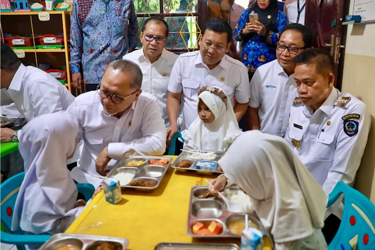 Menko Pangan harap MBG tingkatkan IQ anak bangsa