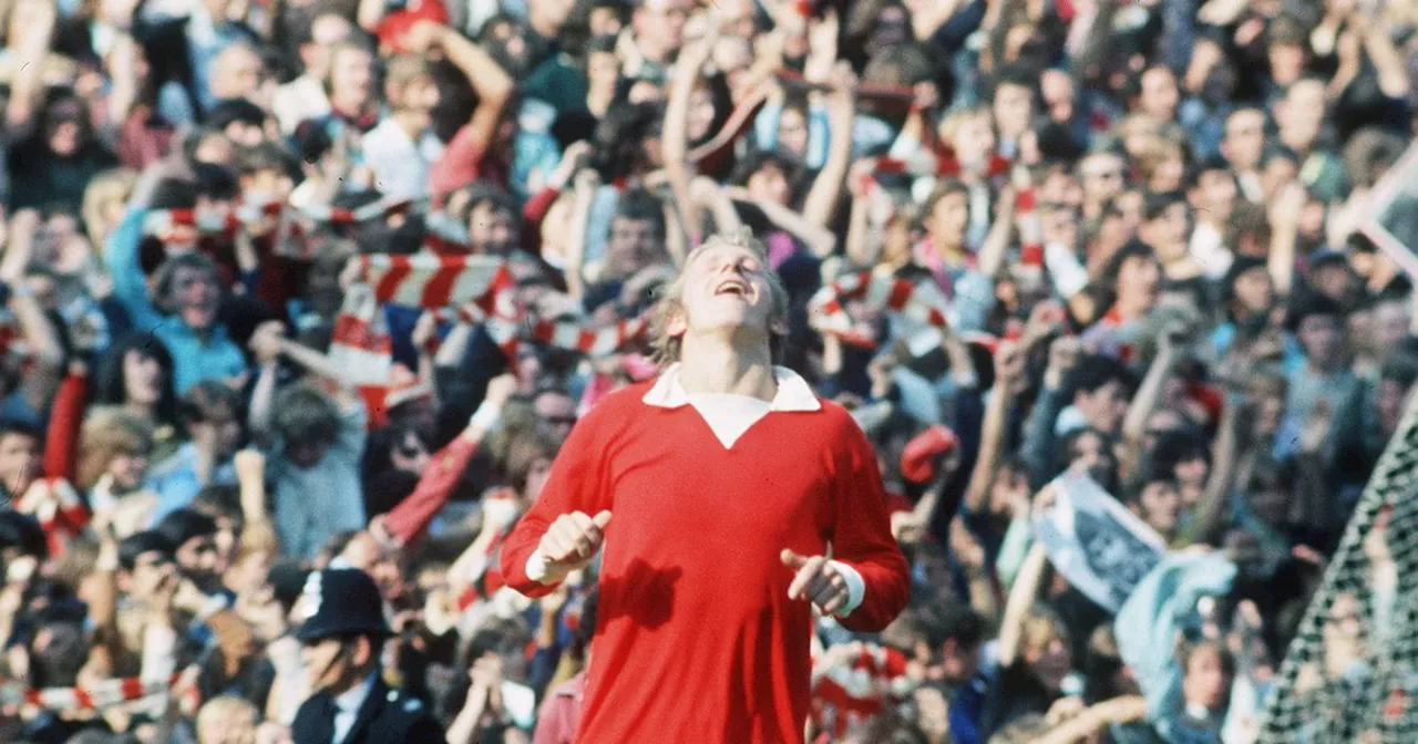 Denis Law: Manchester United Legend