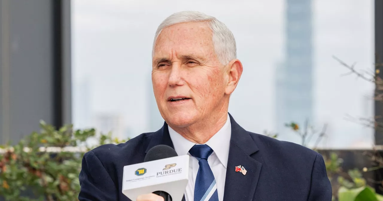 Pence Urges Trump Administration to Support Taiwan