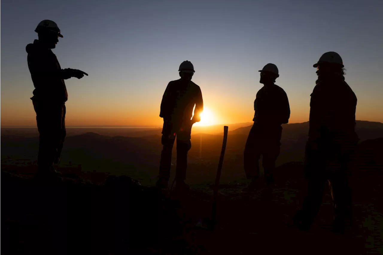 Firefighter Families Cope with Anxiety During Wildfires