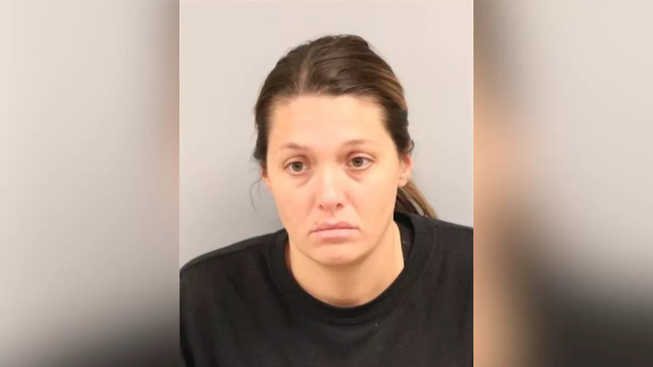 New Jersey 5th grade teacher accused of abusing boy, giving birth to his child