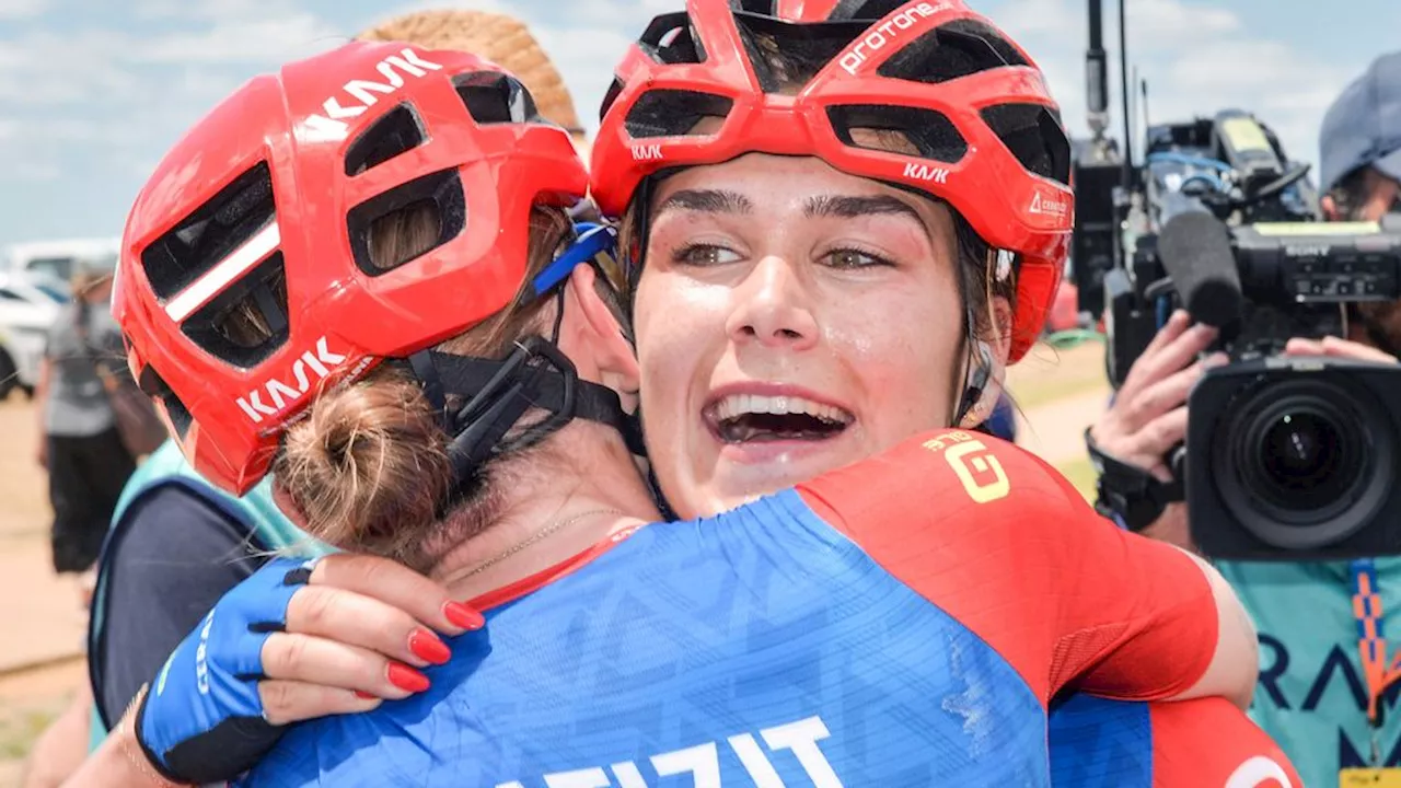 Daniek Hengeveld wint eerste etappe Tour Down Under en neemt leiderstrui