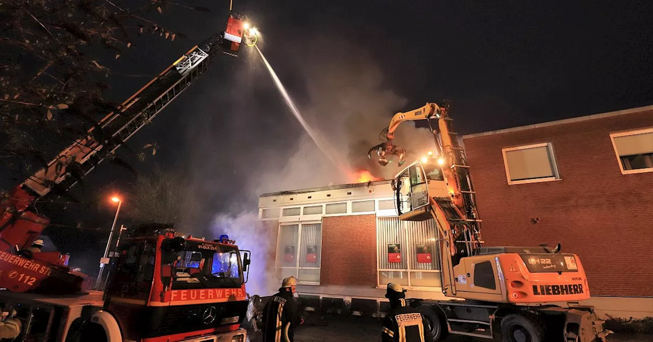 Brand in der Sparkasse in Nieheim sorgt für einen Großeinsatz