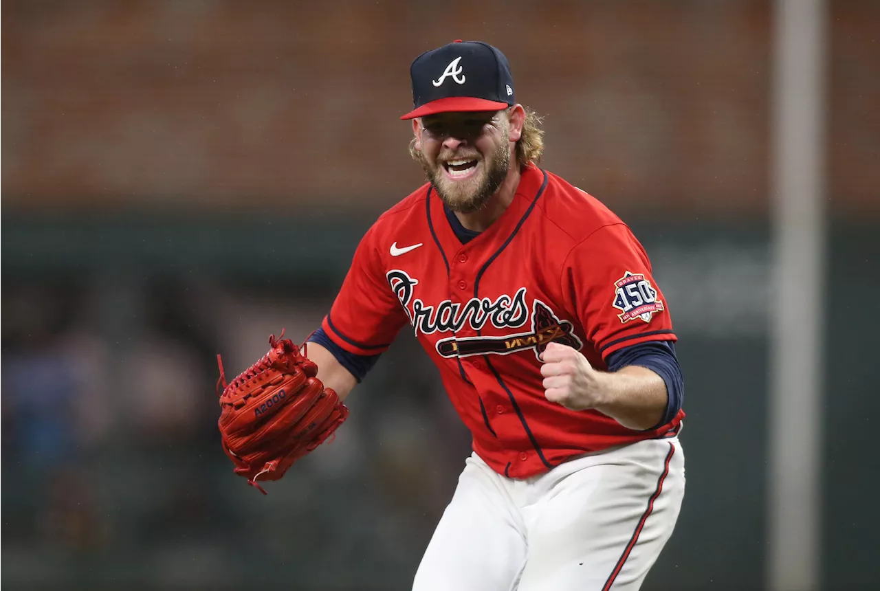 Mets Sign A.J. Minter to Two-Year Deal