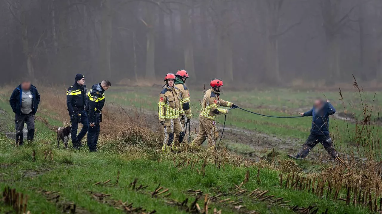 Man vast in modder aan Goorheining