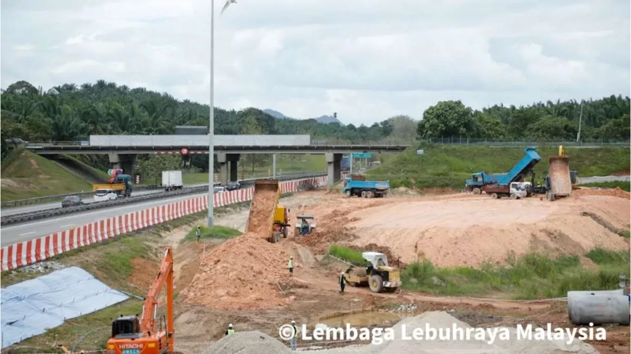 PLUS Highway Kulai to Sedenak Extra Lane Project Temporarily Halted for Chinese New Year