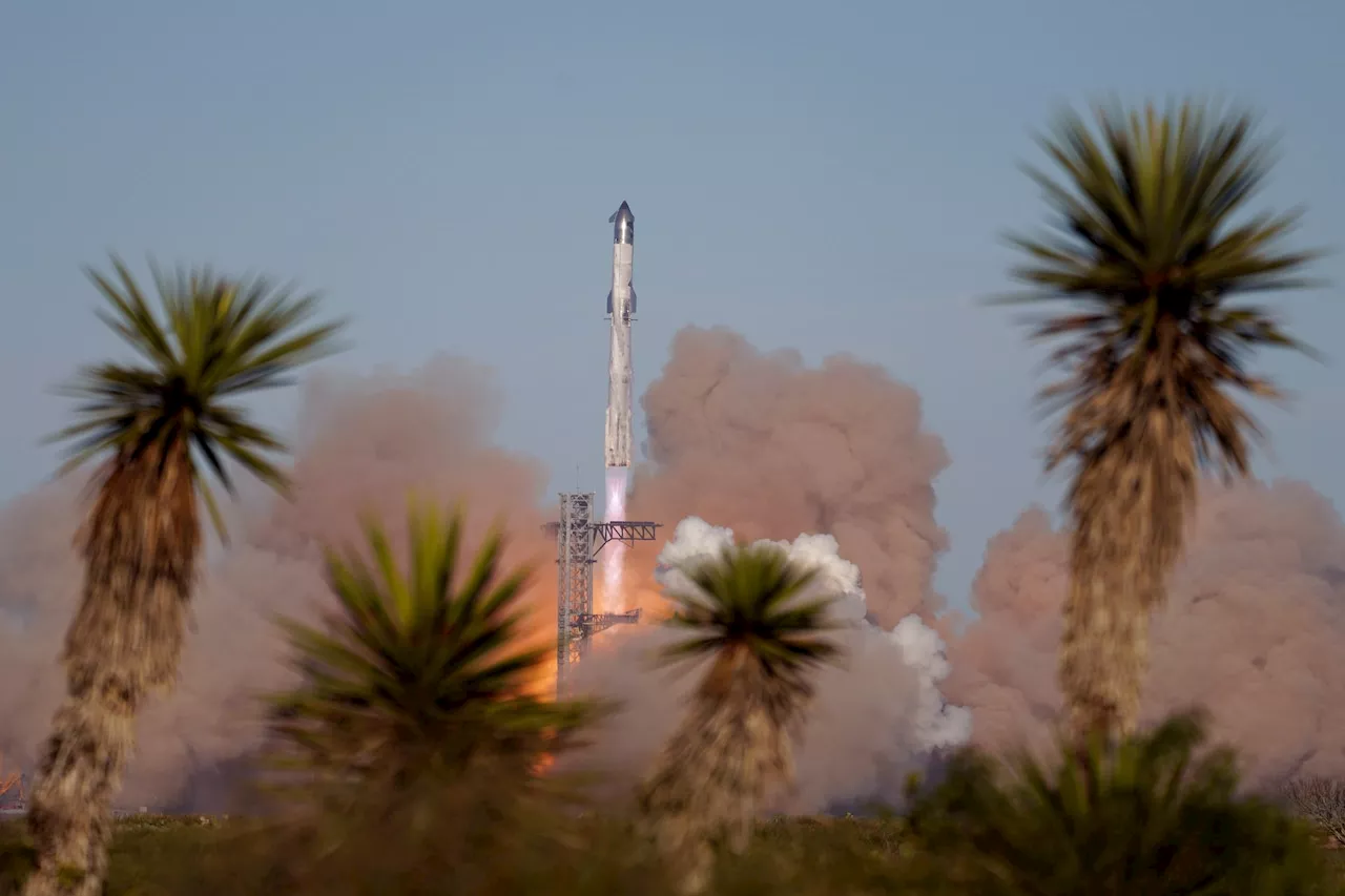 SpaceX loses spacecraft after catching rocket booster at the launch pad