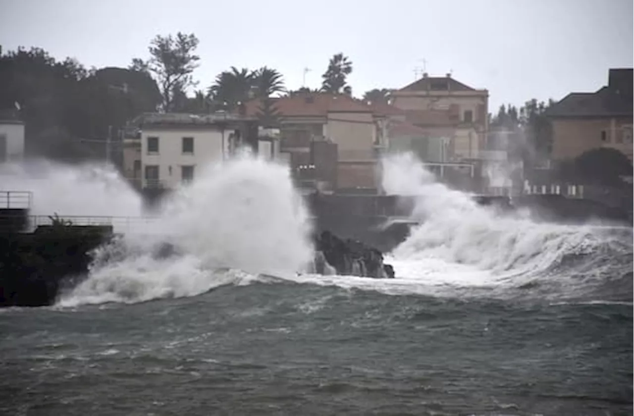 Mareggiate e Vento Forte Colpiscono Sicilia