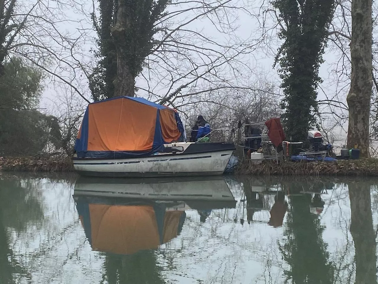 Lot-et-Garonne : un corps carbonisé découvert dans un bateau du canal