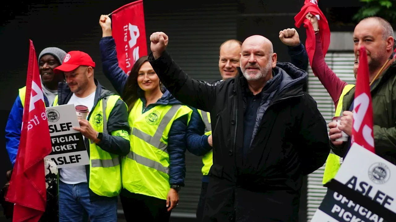 Train Drivers' Union Chief Eyes Higher Pay in GBR Era