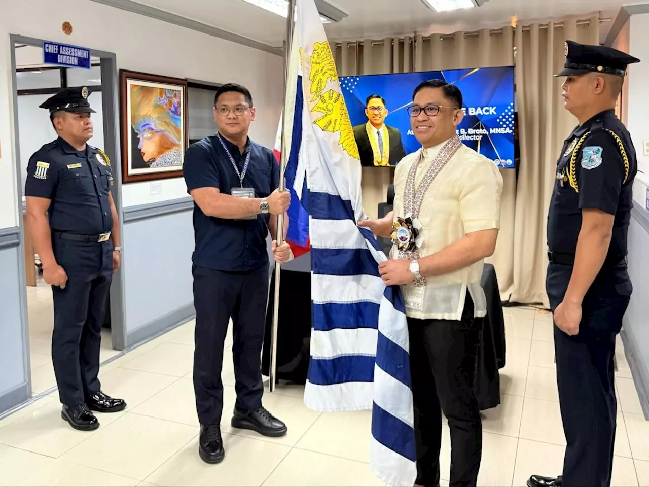 Lawyer Marlon Fritz Broto Takes Helm as New District Collector of Subic Port