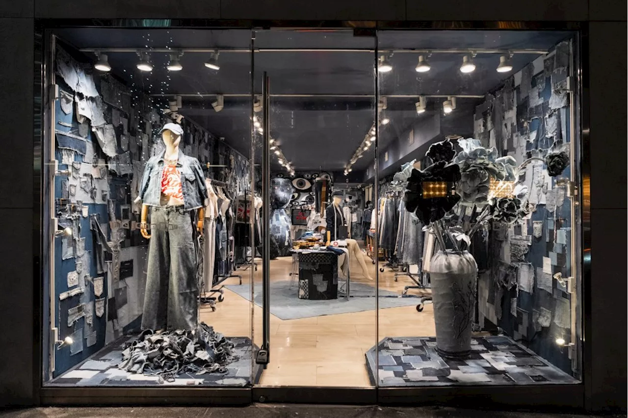 Alice + Olivia to Open Denim Pop-up Shop Called the Jean Bar in Manhattan