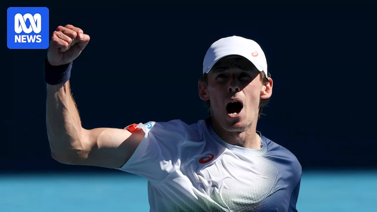 De Minaur Cruises into Round Four at Australian Open