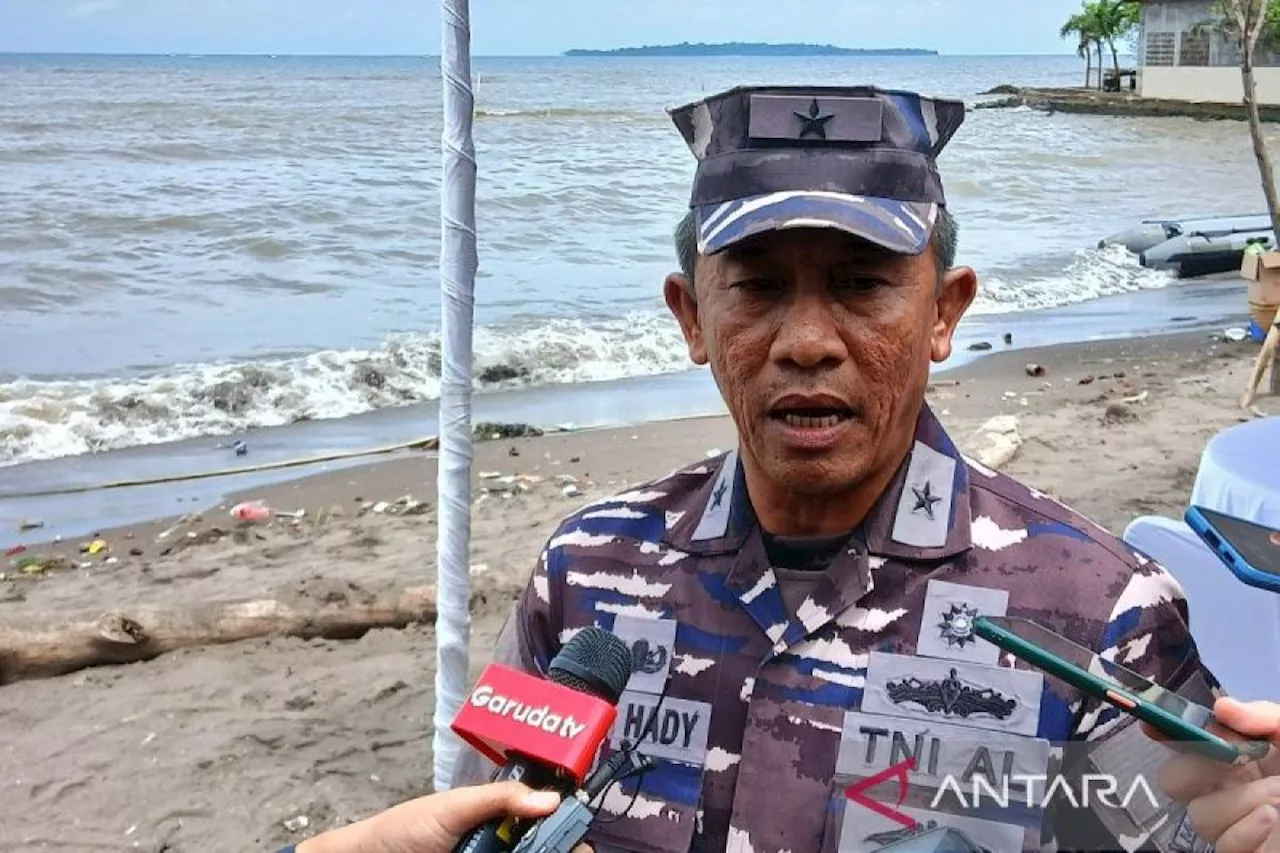 TNI AL Target Selesaikan Pembongkaran Pagar Laut di Pantai Tanjung Pasir Dalam 10 Hari