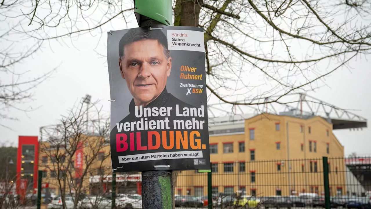 Union Berlin: Ex-Manager wieder da: Ruhnert-Wahlplakat in Stadion-Nähe