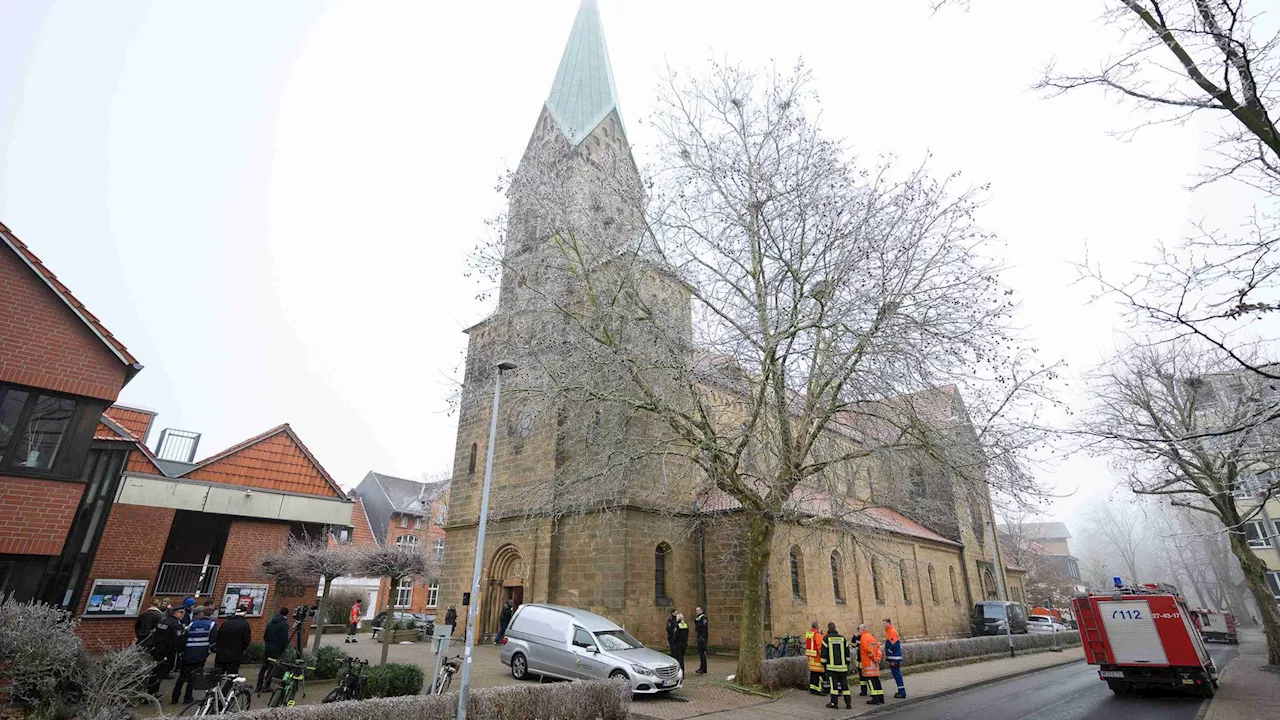 Trauerfeier für getöteten Neunjährigen in Floß