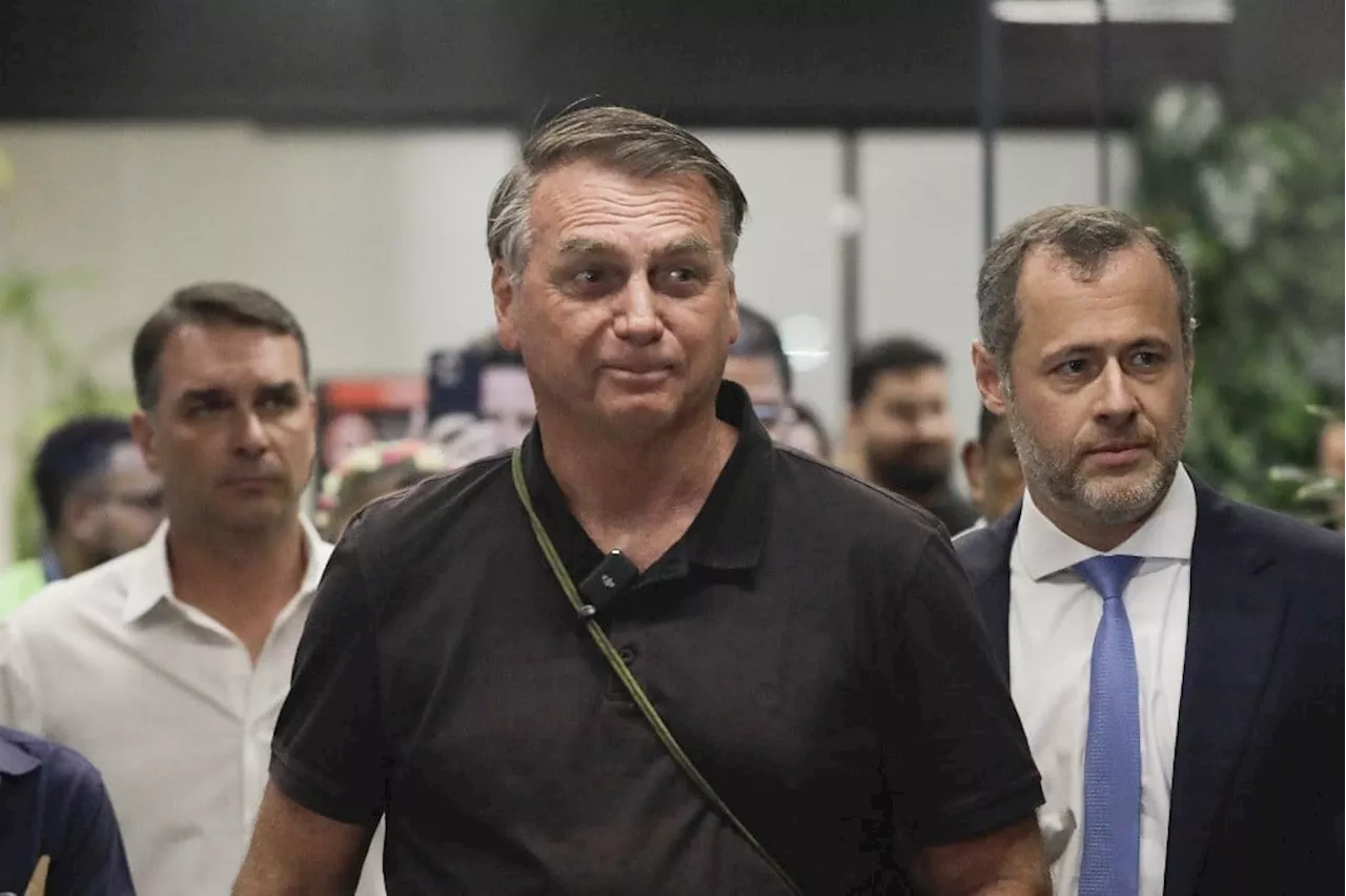 Bolsonaro Deseja que Trump Reverte a Inelegibilidade e Afirma Influência do Ex-Presidente nos Estados Unidos