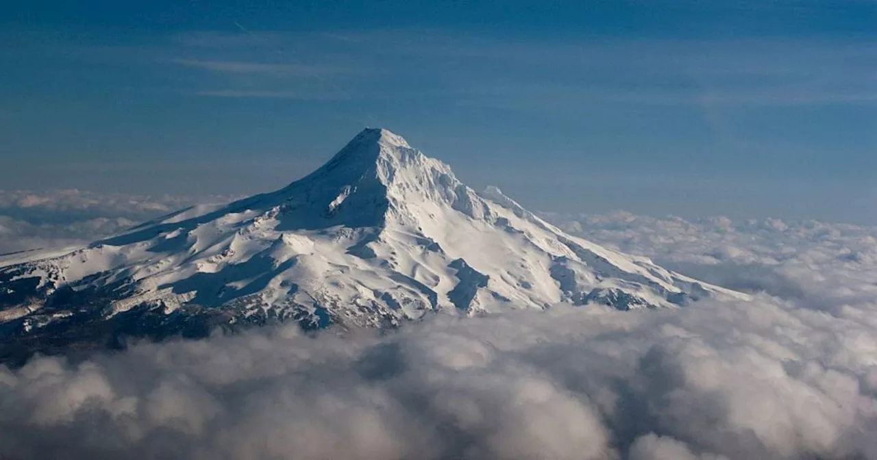 Washington man goes missing while climbing Oregon's Mount Hood