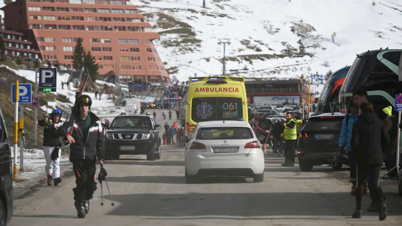 Ski Lift Accident in Spain's Astún Resort Injures at Least 30