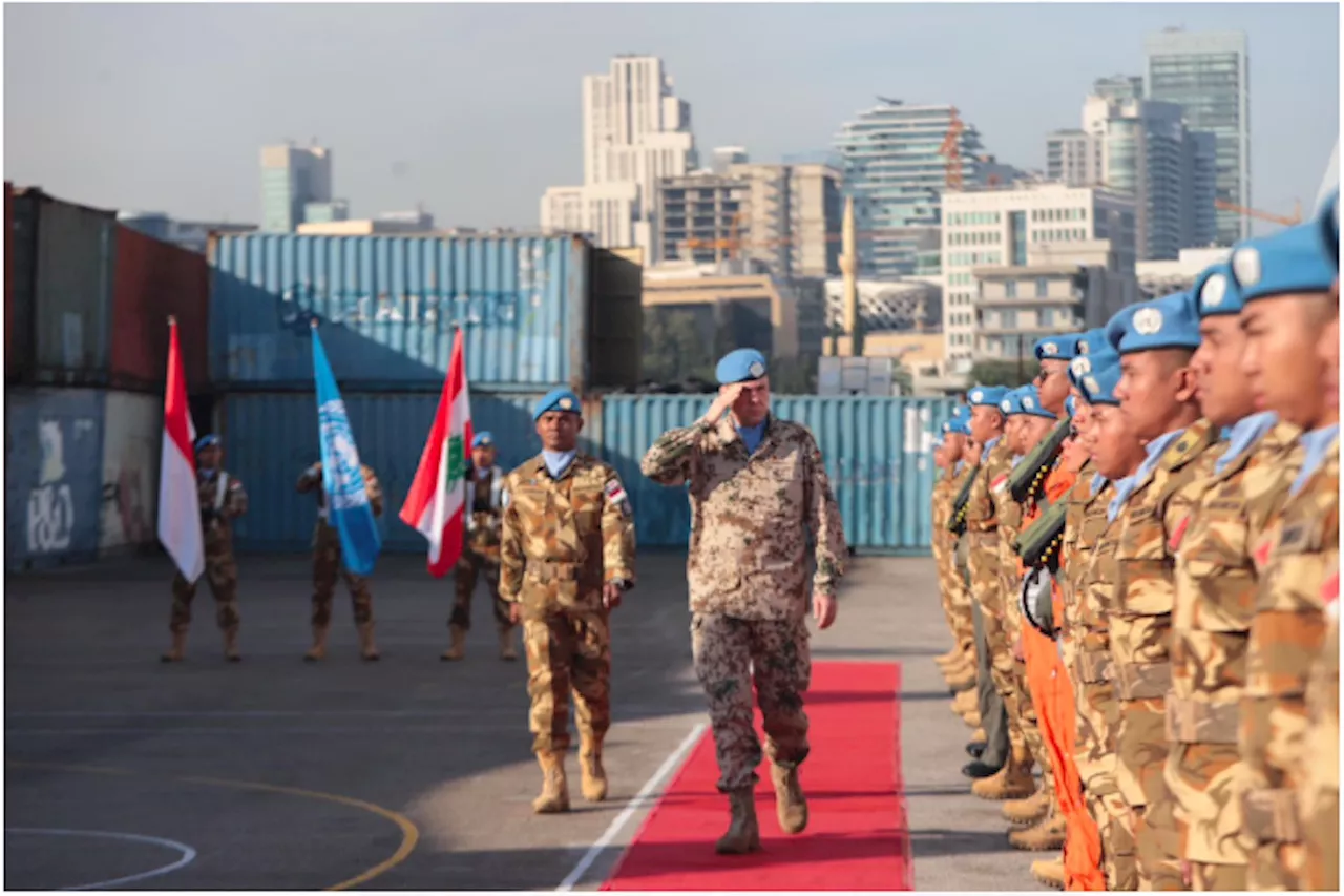 Lanjutkan Mandat PBB, KRI SIM-367 Resmi Menerima Bendera UN dari KRI DPN-365